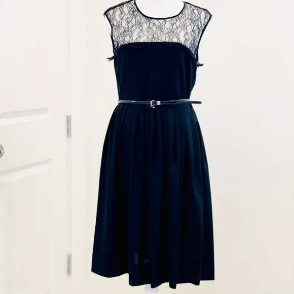 NWT Calvin Klein Black Lace belted classed LBD Dress - size 4 - Picture 1 of 9